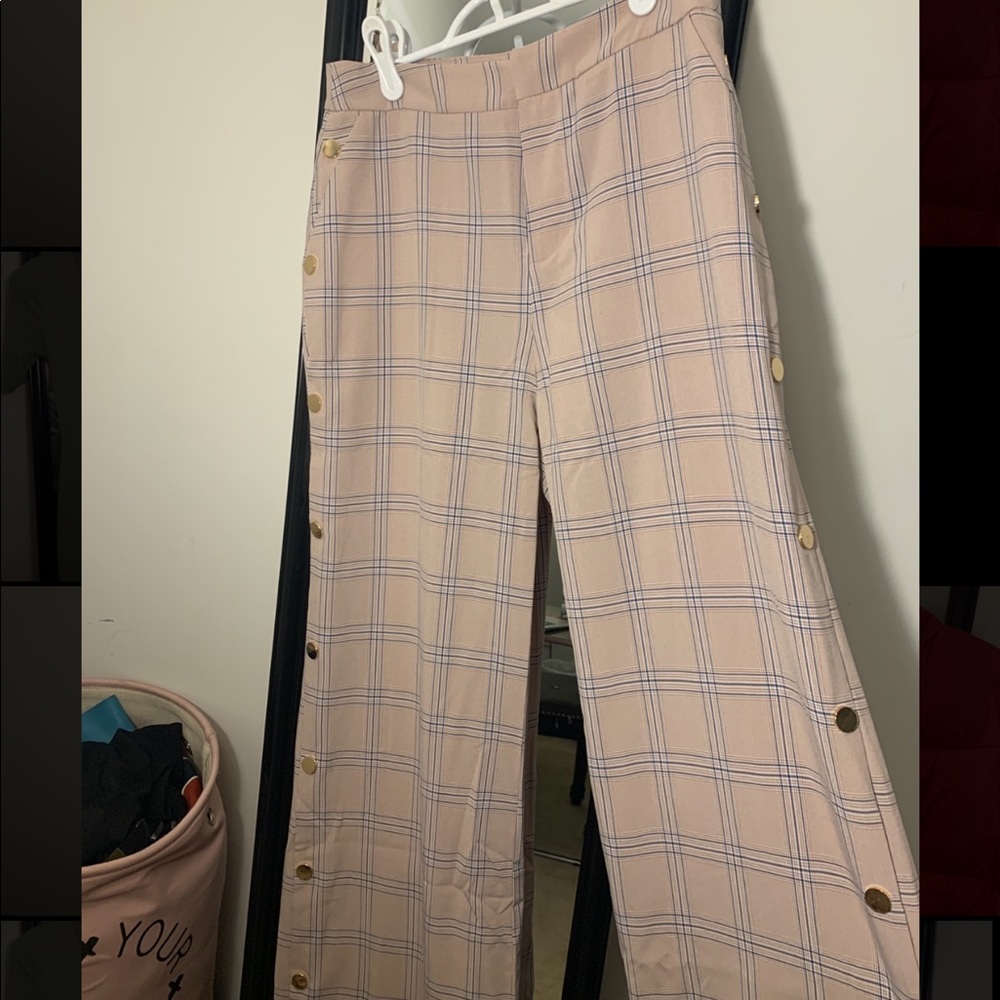 Stylish Flare Dress Pants!! Plaid